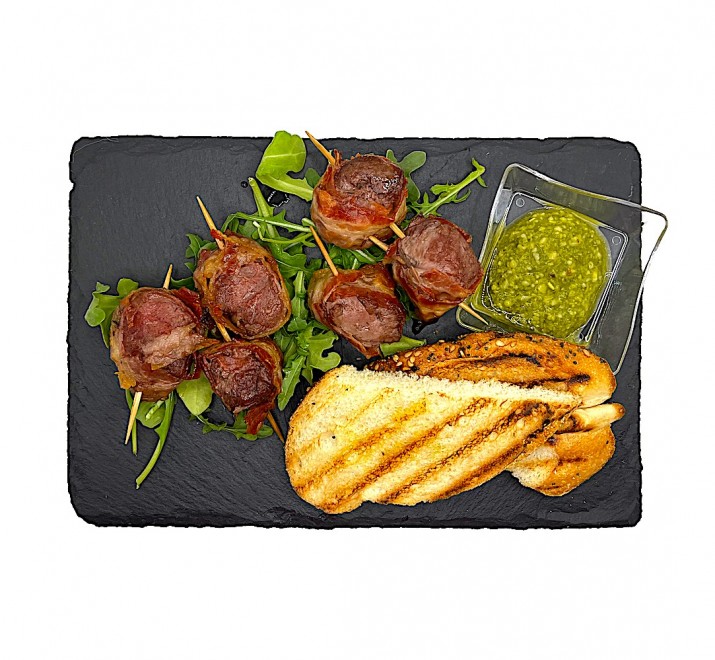 <h6 class='prettyPhoto-title'>Bacon Wrapped Beef Fillets</h6>