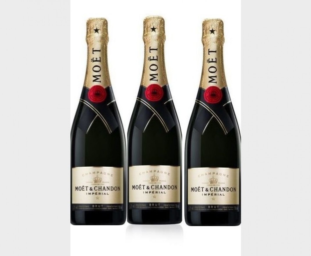 <h6 class='prettyPhoto-title'>MOET Brut Imperial  3 For 2</h6>