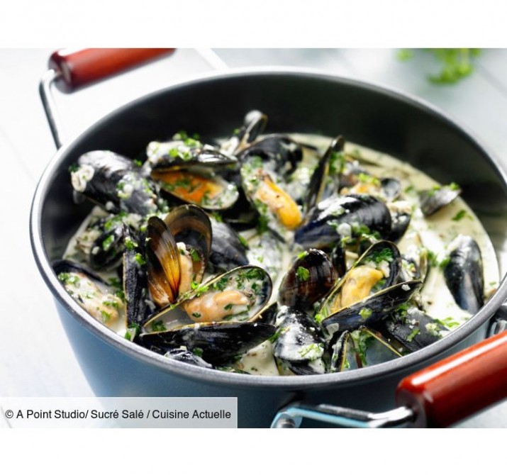 <h6 class='prettyPhoto-title'>Mussels with cream</h6>