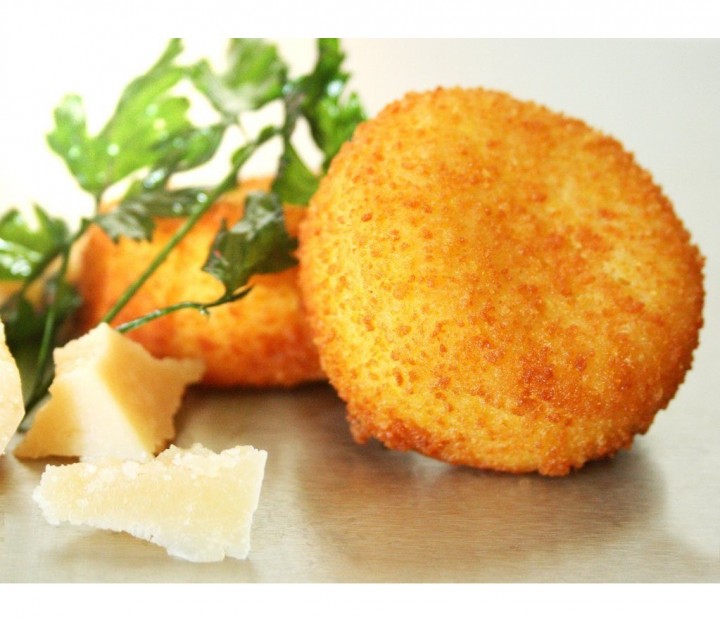 <h6 class='prettyPhoto-title'>Old Brugge cheese croquettes</h6>