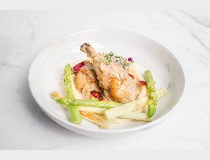 <h6 class='prettyPhoto-title'>Braised french chicken thigh</h6>
