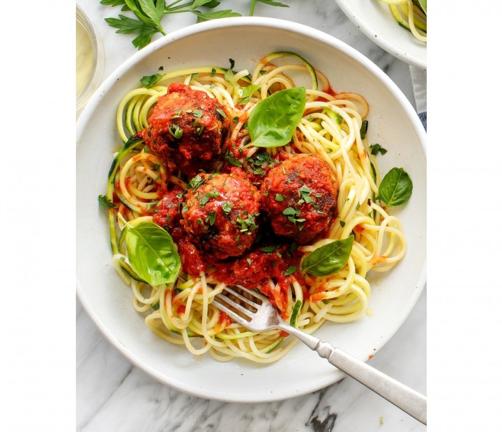 <h6 class='prettyPhoto-title'>Spaghetti with Meatballs</h6>