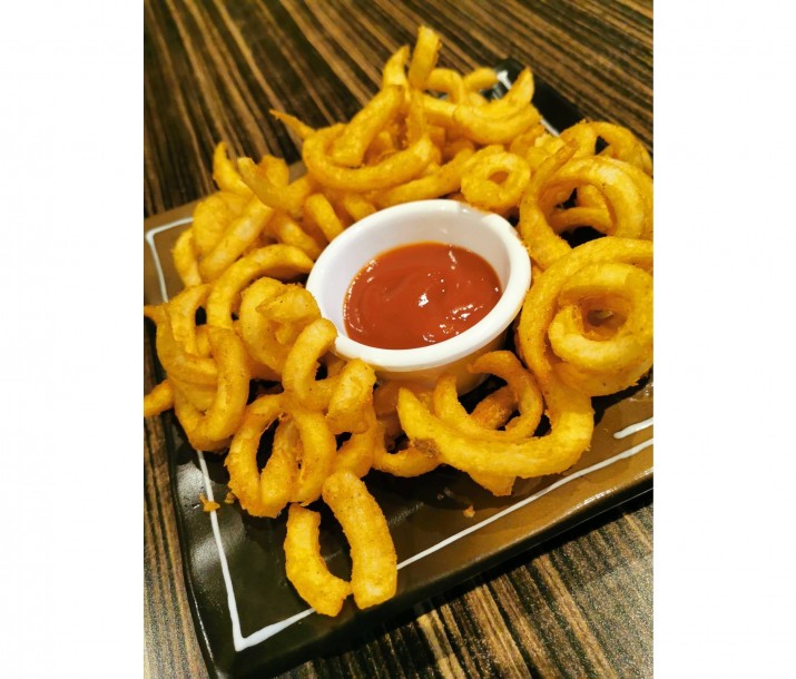 <h6 class='prettyPhoto-title'>(502) Twisted Fries</h6>