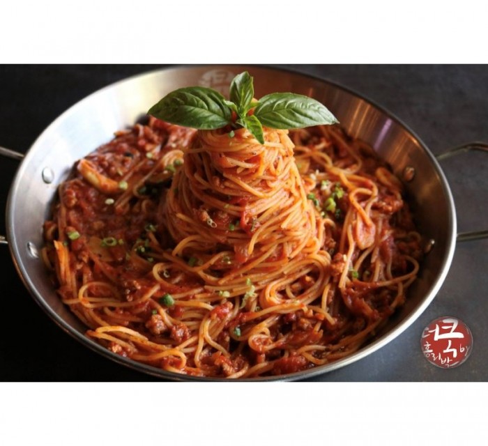 <h6 class='prettyPhoto-title'>(752) Meat Tomato Spaghetti (Solo)</h6>