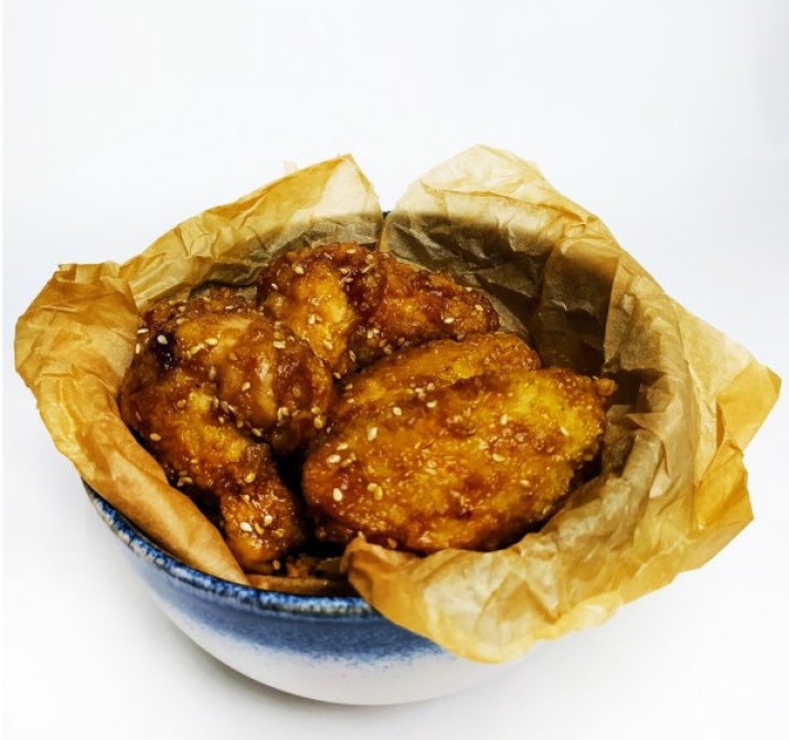 <h6 class='prettyPhoto-title'>Chicken Wings in Teriyaki Sauce</h6>