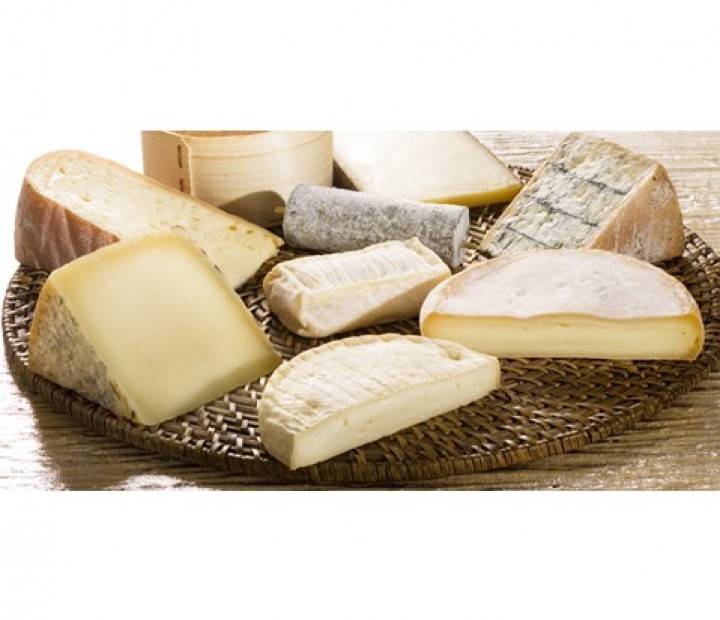 <h6 class='prettyPhoto-title'>Cheese plate / Cheese plate</h6>