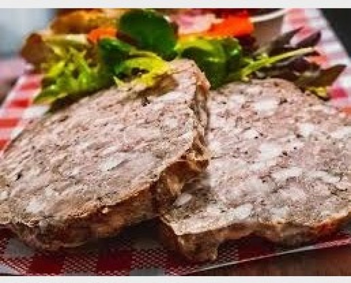 <h6 class='prettyPhoto-title'>Homemade venison terrine and grilled toast</h6>