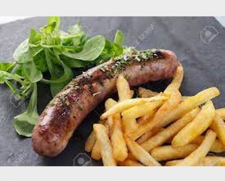 <h6 class='prettyPhoto-title'>Plate 2 large grilled sausage + homemade fries</h6>