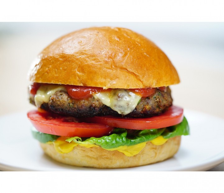<h6 class='prettyPhoto-title'>Beef burger</h6>
