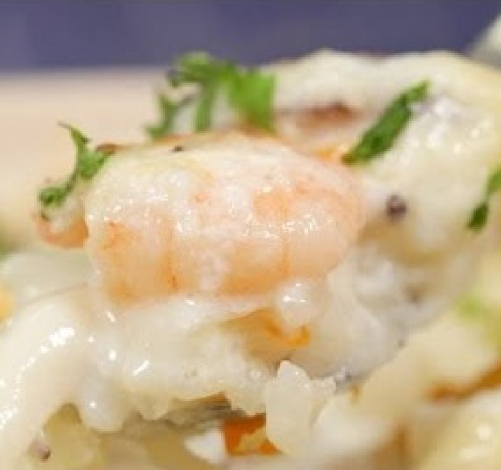 <h6 class='prettyPhoto-title'>Mixed Seafood with Garlic cream sauce Seasonal Vegetables &  Fragrant Pilaf Rice</h6>