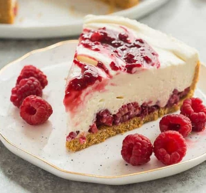 <h6 class='prettyPhoto-title'>Raspberry  Baked Cheese Cake</h6>