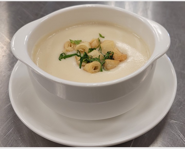 <h6 class='prettyPhoto-title'>Cream of Cauliflower Soup with Croutons and Chive</h6>