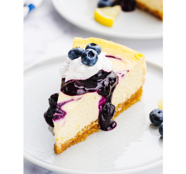 <h6 class='prettyPhoto-title'>Blueberry Cheese Cake</h6>