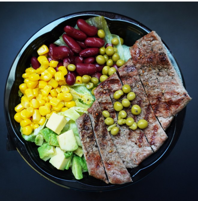 <h6 class='prettyPhoto-title'>Grilled Beef Dinner Bowl</h6>