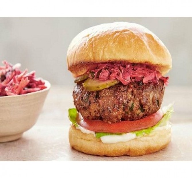 <h6 class='prettyPhoto-title'>Beetroot Beef Burger</h6>