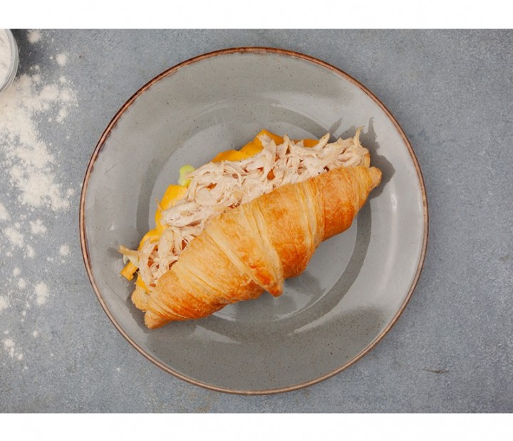 <h6 class='prettyPhoto-title'>Chicken And Cheese Croissant</h6>