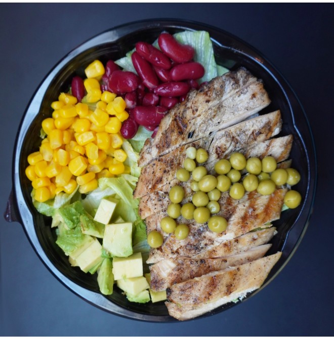<h6 class='prettyPhoto-title'>Grilled Chicken Dinner Bowl</h6>