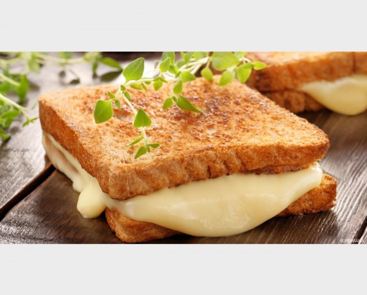 <h6 class='prettyPhoto-title'>Cream cheese sandwich </h6>