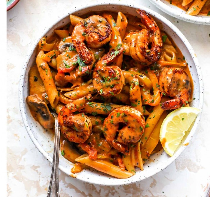 <h6 class='prettyPhoto-title'>Grilled Shrimp pasta Pink/white/Red Suce</h6>