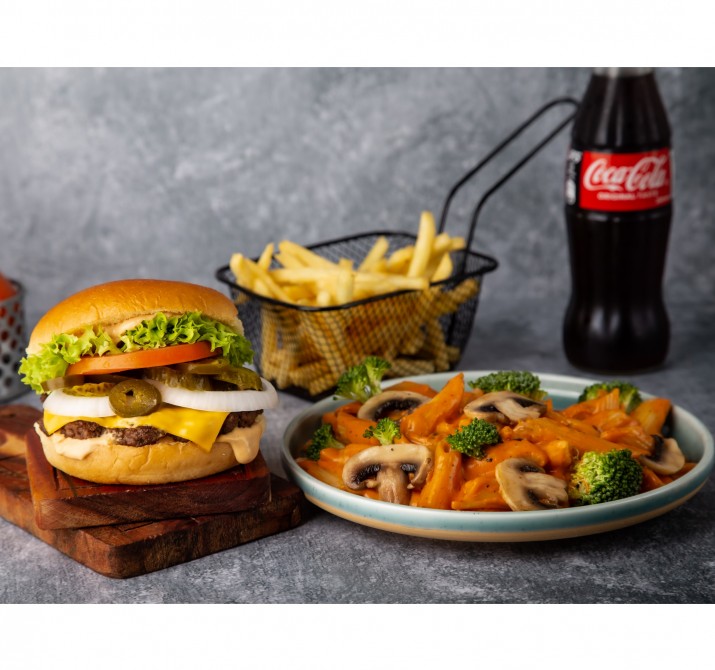 <h6 class='prettyPhoto-title'>Pasta and Burger Combo</h6>