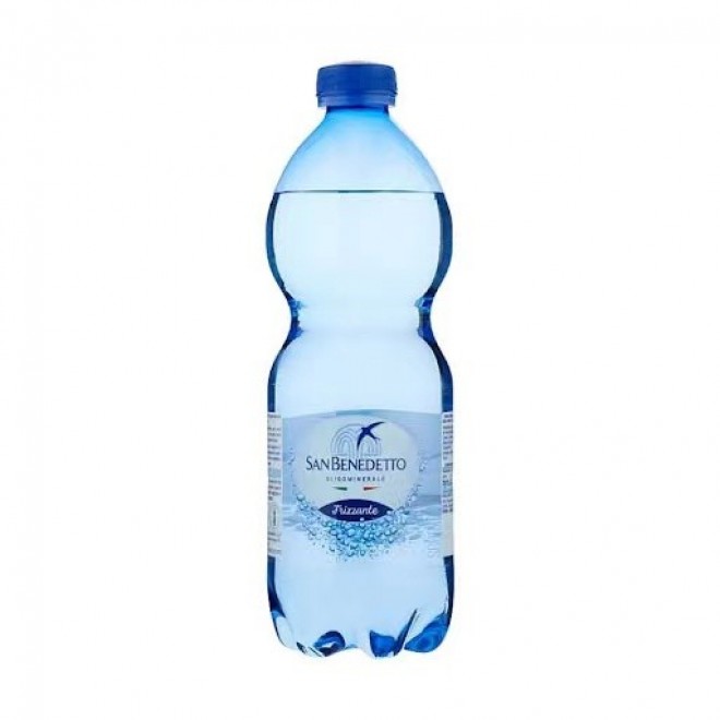 <h6 class='prettyPhoto-title'>SPARKLING WATER</h6>
