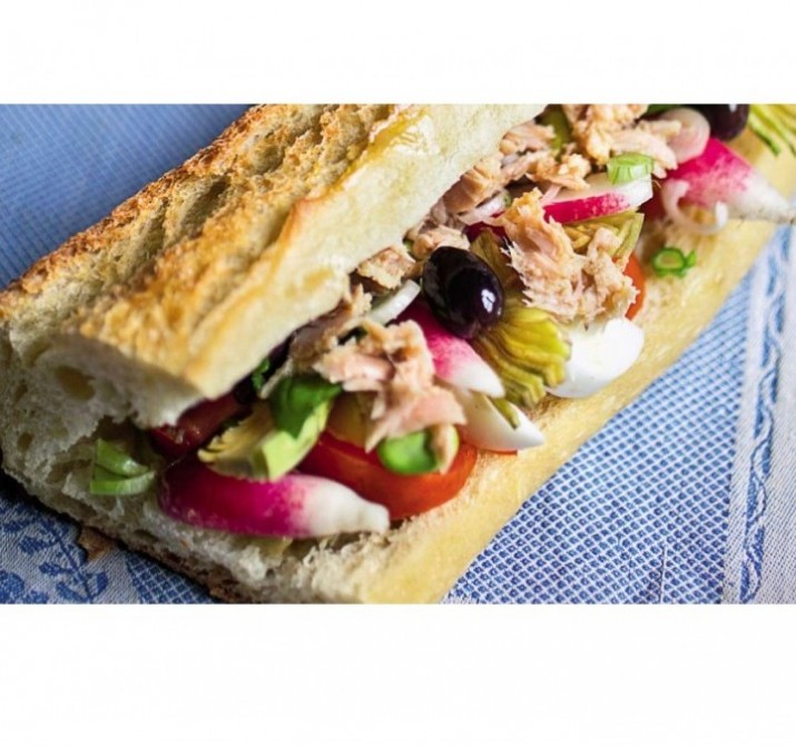<h6 class='prettyPhoto-title'>Nicoise Sandwich</h6>