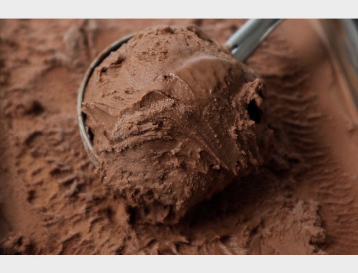 <h6 class='prettyPhoto-title'>Chocolate Ice-cream </h6>