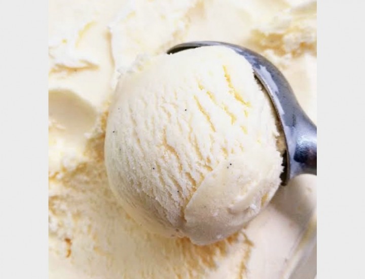 <h6 class='prettyPhoto-title'>Vanilla Ice-cream</h6>