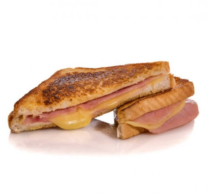 <h6 class='prettyPhoto-title'>26. Croque Monsieur Toast with French Fries</h6>