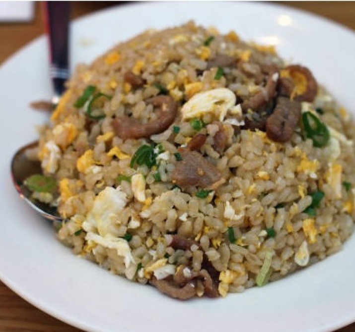 <h6 class='prettyPhoto-title'>"Kao Pad" Fried Rice with Beef</h6>