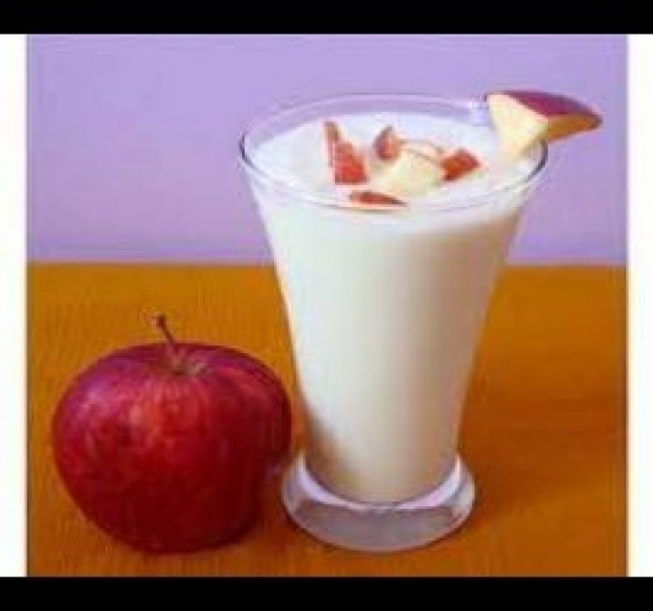 <h6 class='prettyPhoto-title'>Fresh Apple Milkshake</h6>