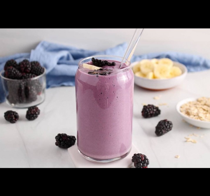 <h6 class='prettyPhoto-title'>Blackberry Smoothy</h6>
