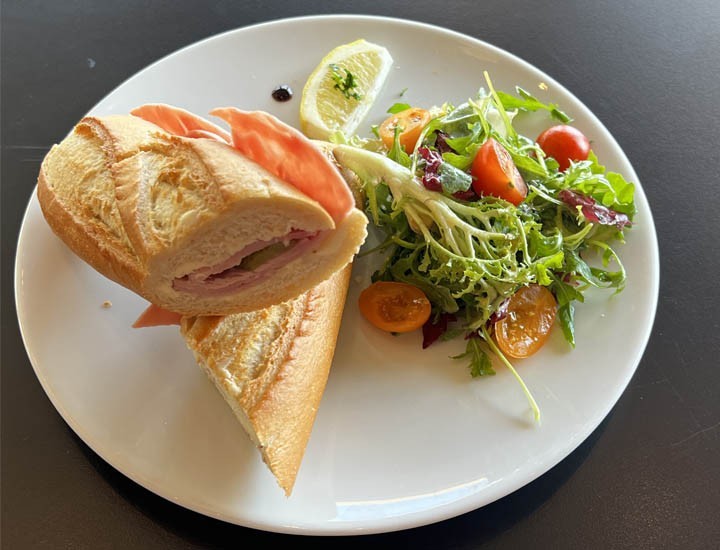 <h6 class='prettyPhoto-title'>Parisian Sandwich</h6>