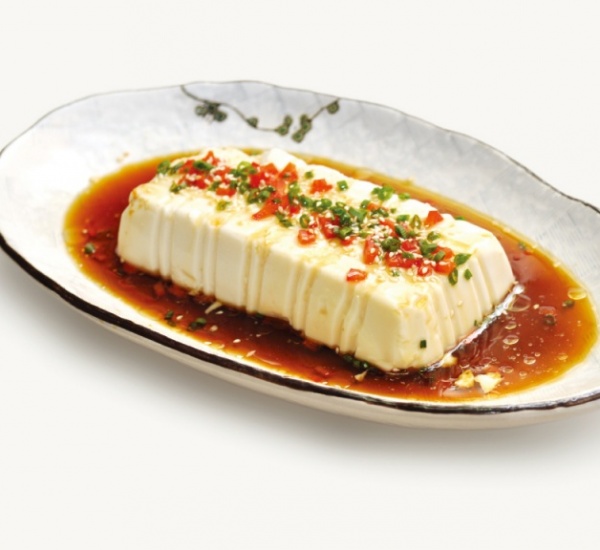 <h6 class='prettyPhoto-title'>7. Tofu in garlic sauce</h6>