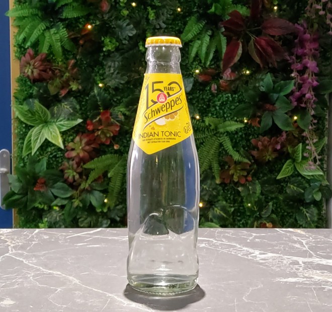 <h6 class='prettyPhoto-title'>Schweppes Indian Tonic</h6>