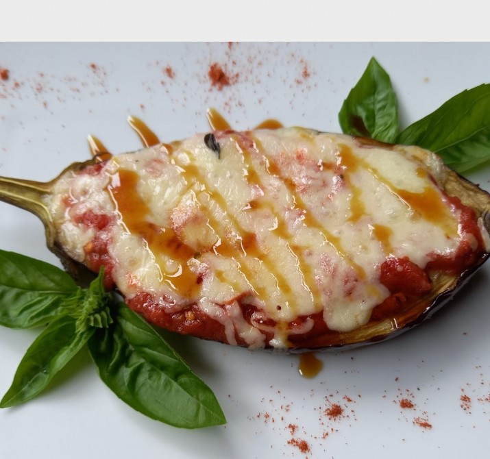 <h6 class='prettyPhoto-title'>Eggplant Parmigiana with Palm Honey</h6>
