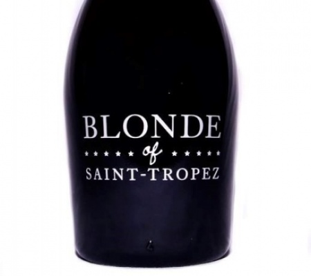 <h6 class='prettyPhoto-title'>La Blonde of Saint Tropez</h6>