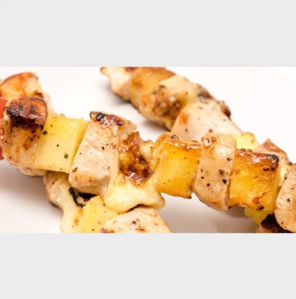 <h6 class='prettyPhoto-title'>Poultry Brochette with Pineapple</h6>