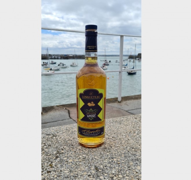 <h6 class='prettyPhoto-title'>LONGUETEAU amber agricultural rum</h6>