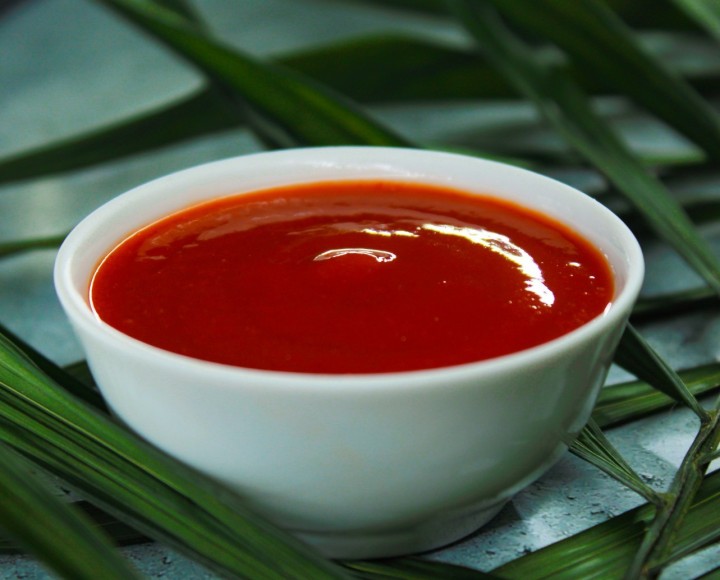 <h6 class='prettyPhoto-title'>Sriracha sauce</h6>