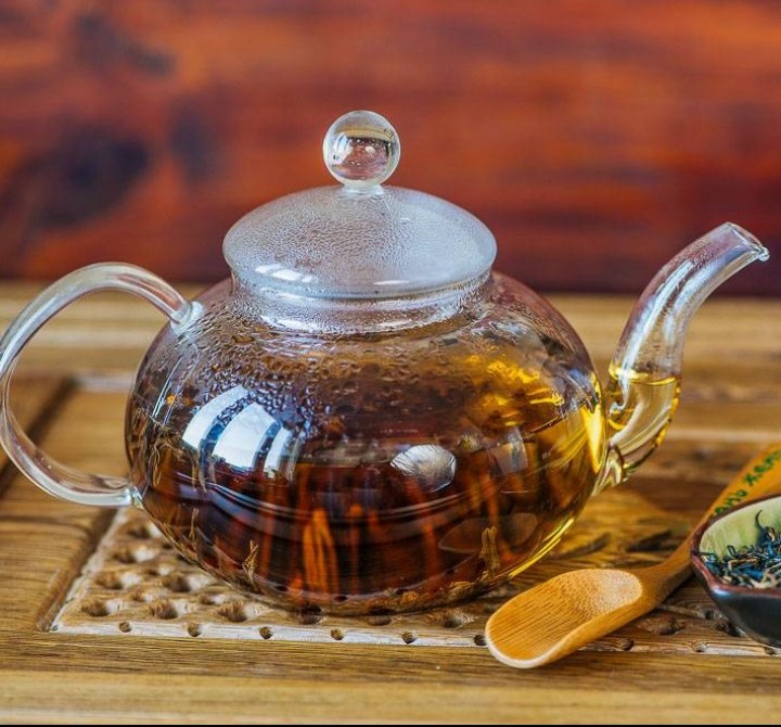 <h6 class='prettyPhoto-title'>Blended tea "Gold of the Caucasus"</h6>
