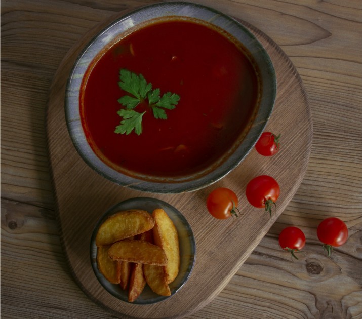 <h6 class='prettyPhoto-title'>Tomato soup</h6>